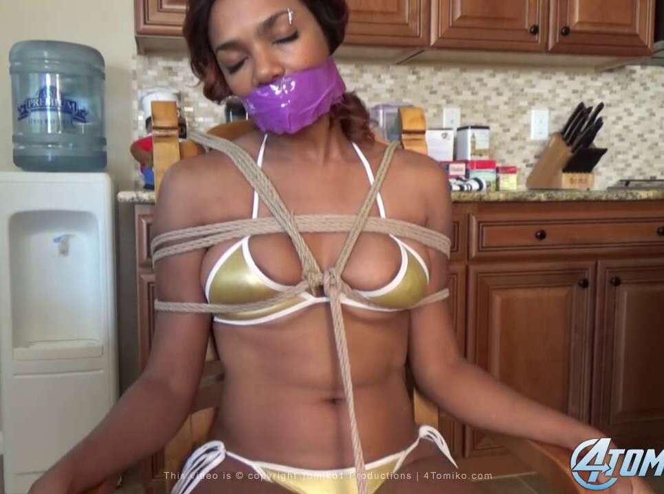 Female Bondage - Tied up tidings - 4tomiko